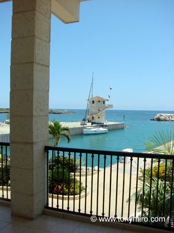 Hunter 376 Nada Mas! 