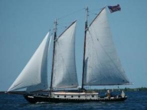 Silver Waters Sailing Lessons and Charters donates free sailing lessons June 20, 23 for Summer Sailstice!